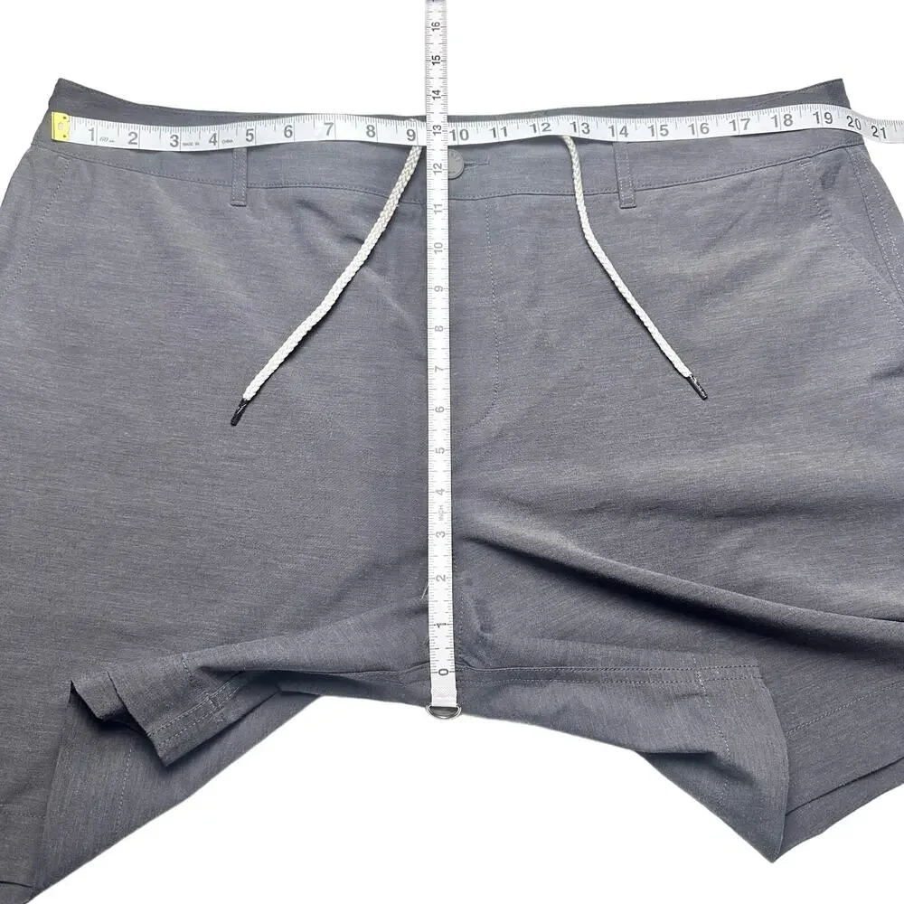 Faherty | Men | All Day Charcoal 7 Inch Flat Front Performance Shorts | Size 38